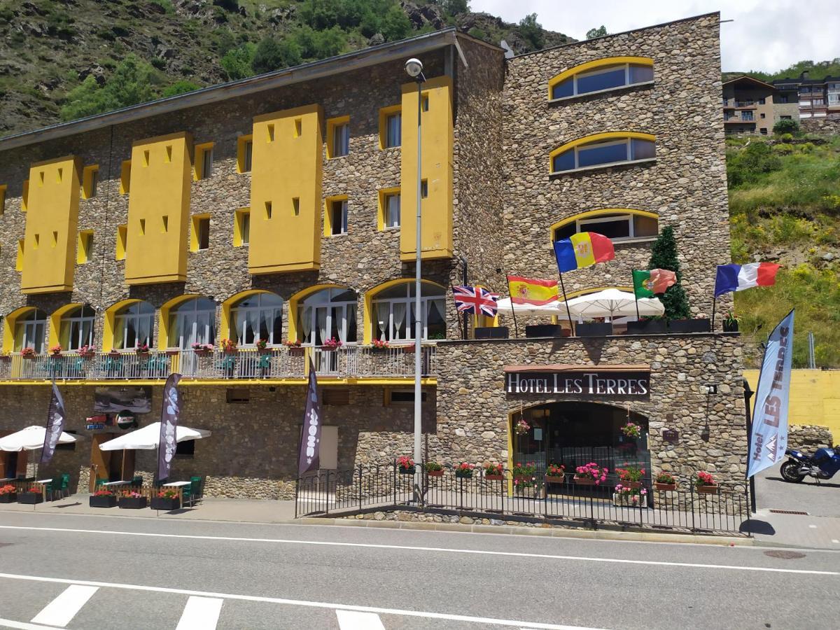 Hotel Les Terres LʼAldosa Extérieur photo