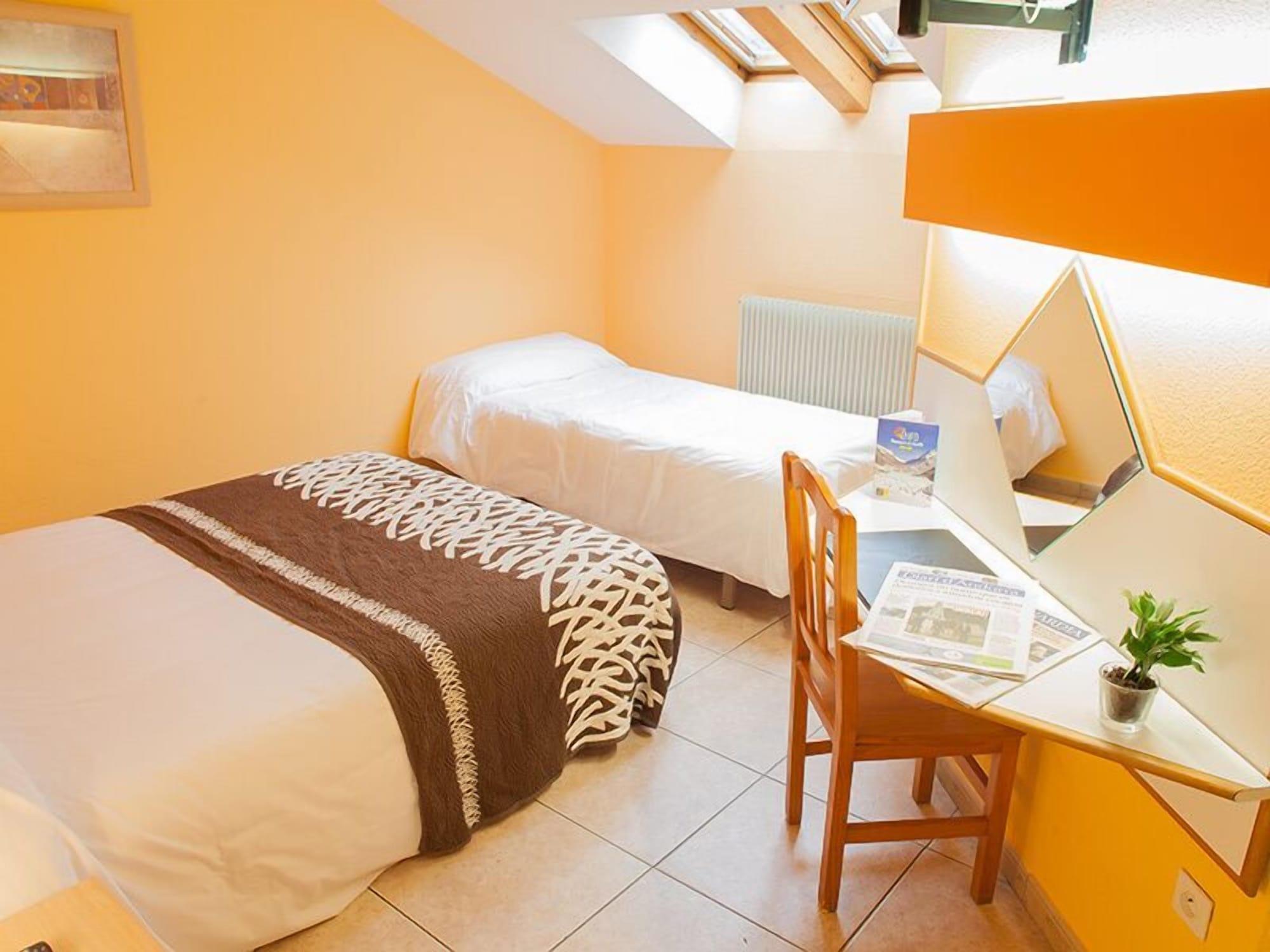 Hotel Les Terres LʼAldosa Extérieur photo