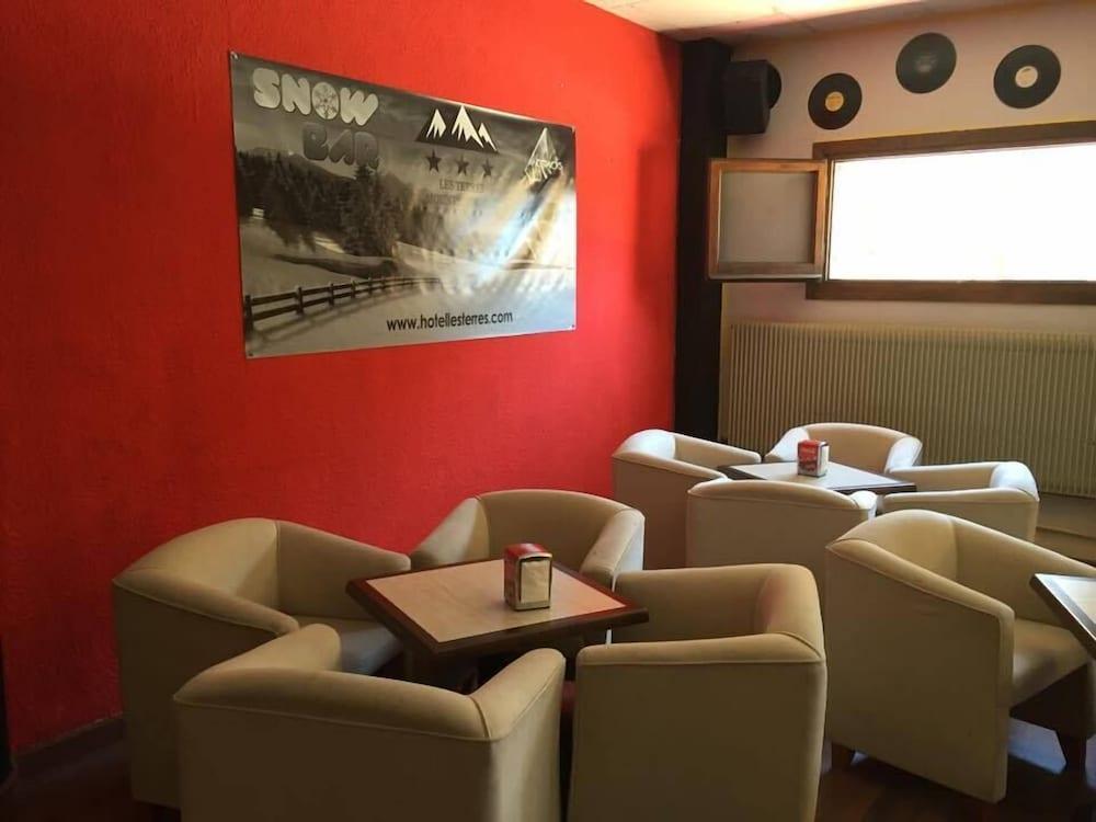 Hotel Les Terres LʼAldosa Extérieur photo