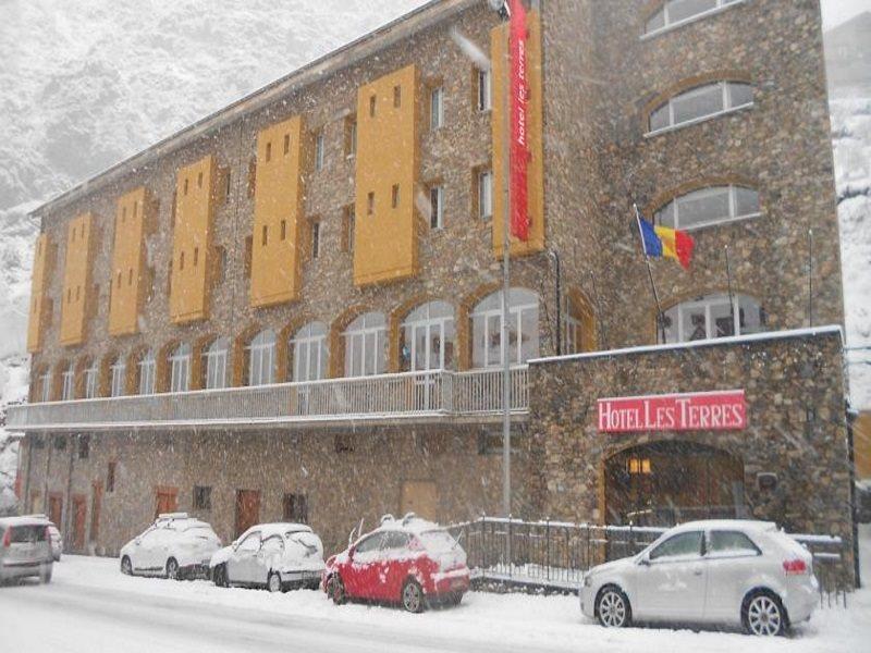 Hotel Les Terres LʼAldosa Extérieur photo