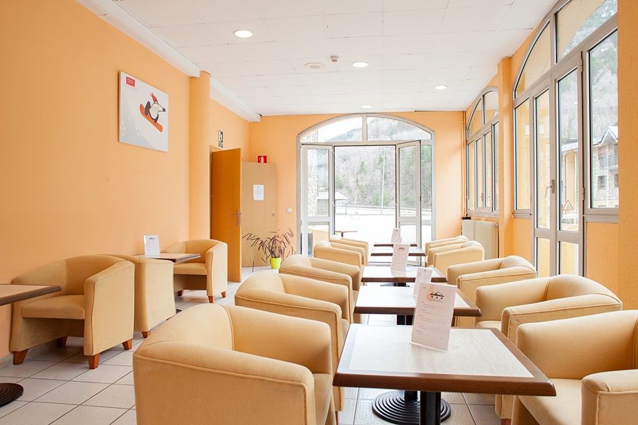 Hotel Les Terres LʼAldosa Extérieur photo