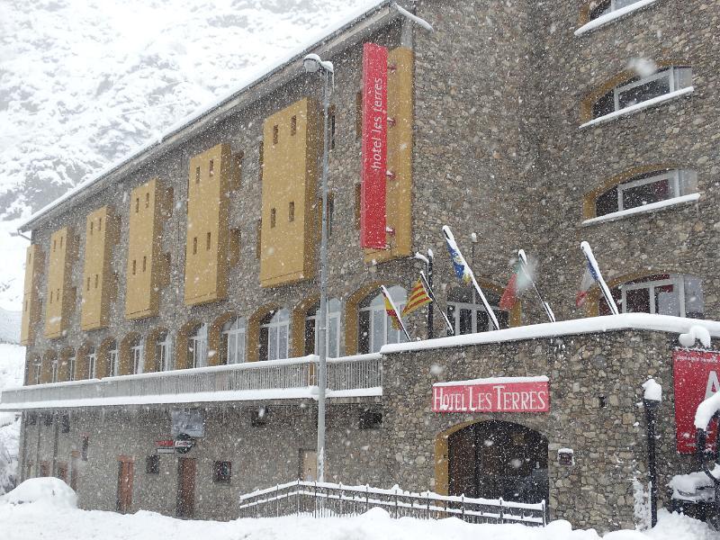 Hotel Les Terres LʼAldosa Extérieur photo