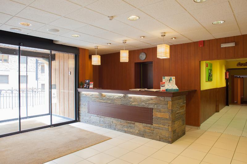 Hotel Les Terres LʼAldosa Extérieur photo